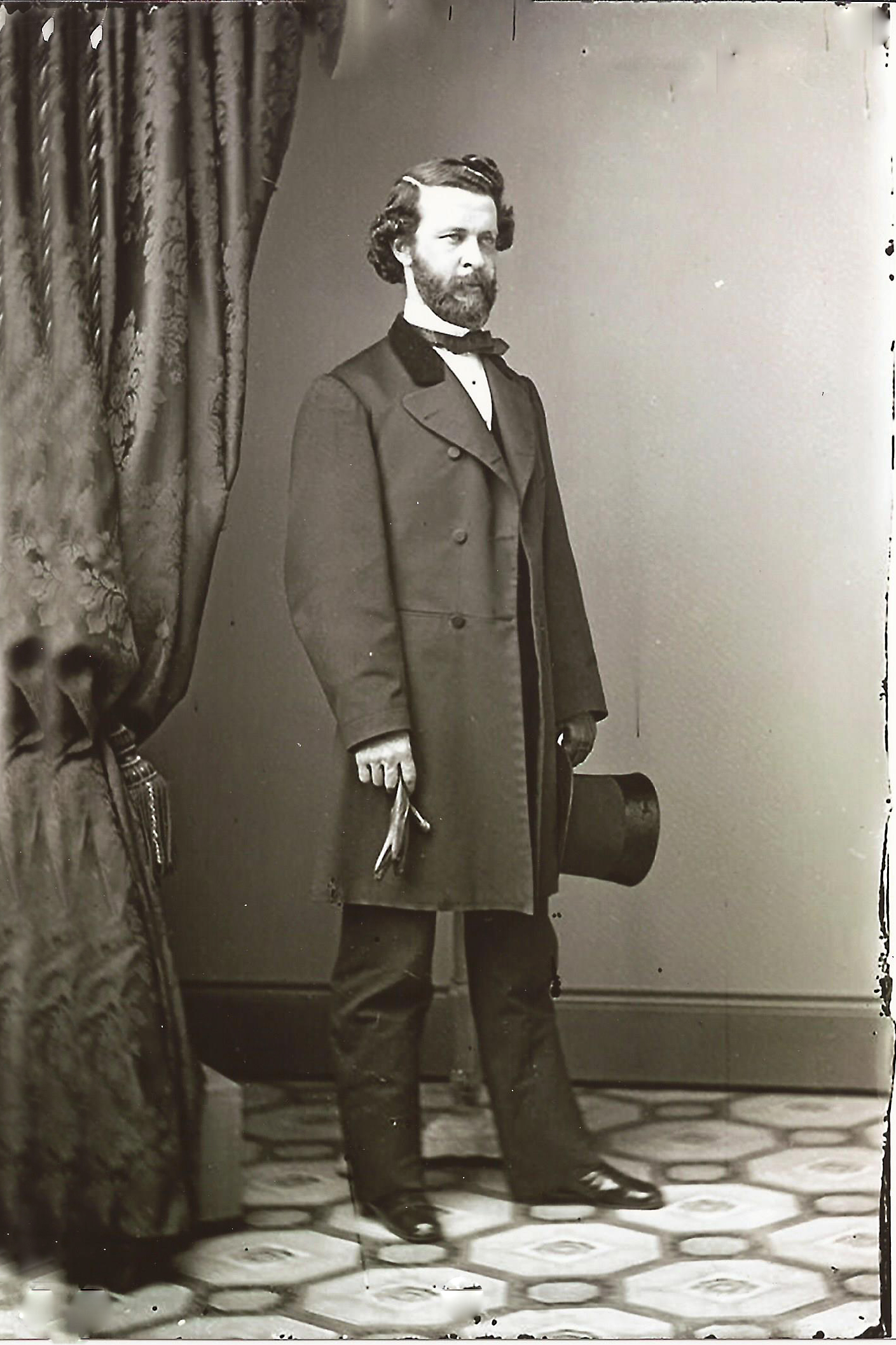 DCTHOMASROBERT0002E-3