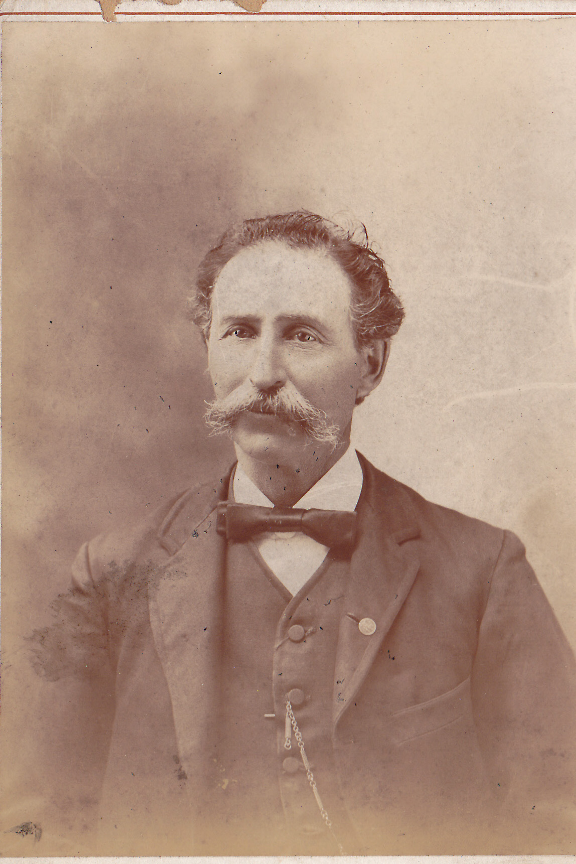 IAPORTERALBERT0002E